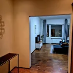Operatheater View 2Bd Apartment For 8
